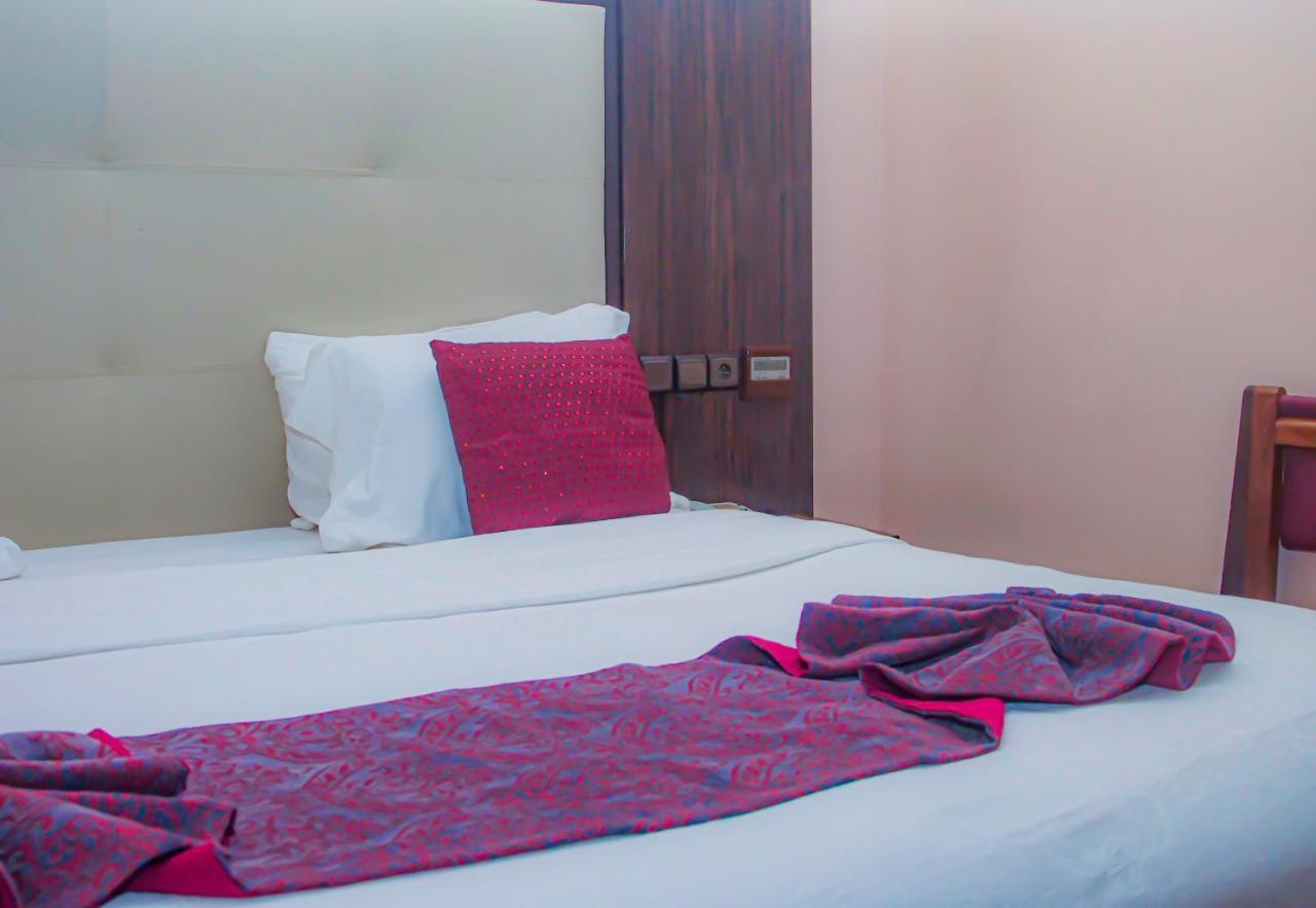 Hotel Fleur De Lys Almadies Ντακάρ Εξωτερικό φωτογραφία